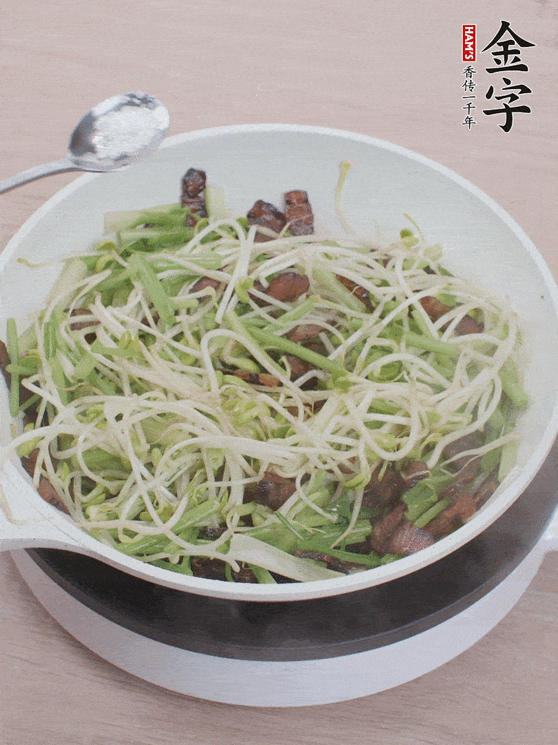 1點鹽、糖調(diào)味。