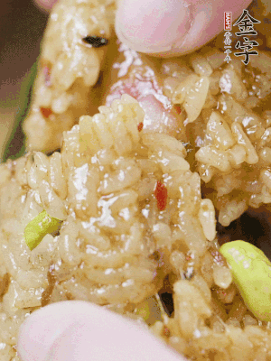 冷水下鍋煮3-4小時(shí)。